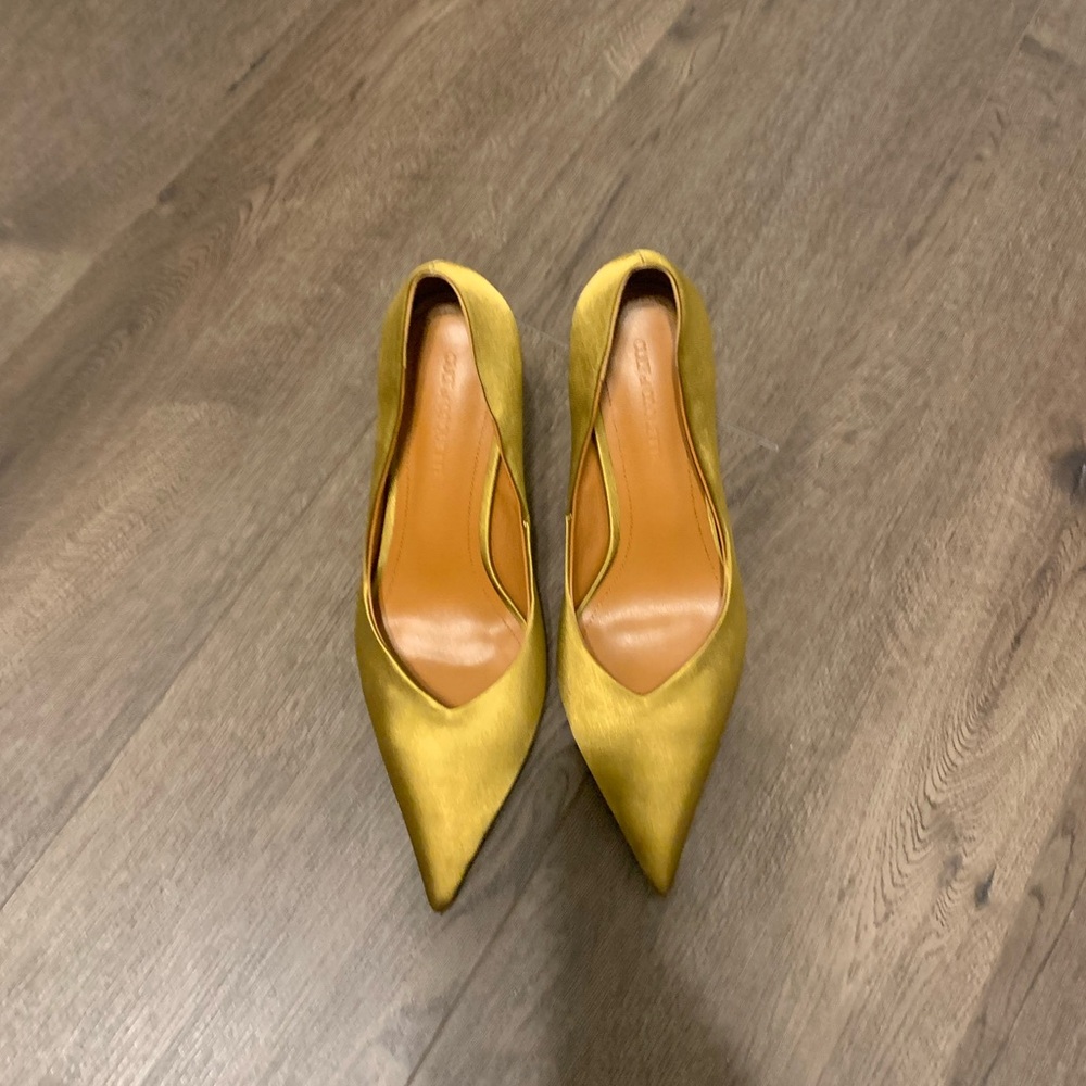 Cult of Coquette olive green Pointed toe pumps